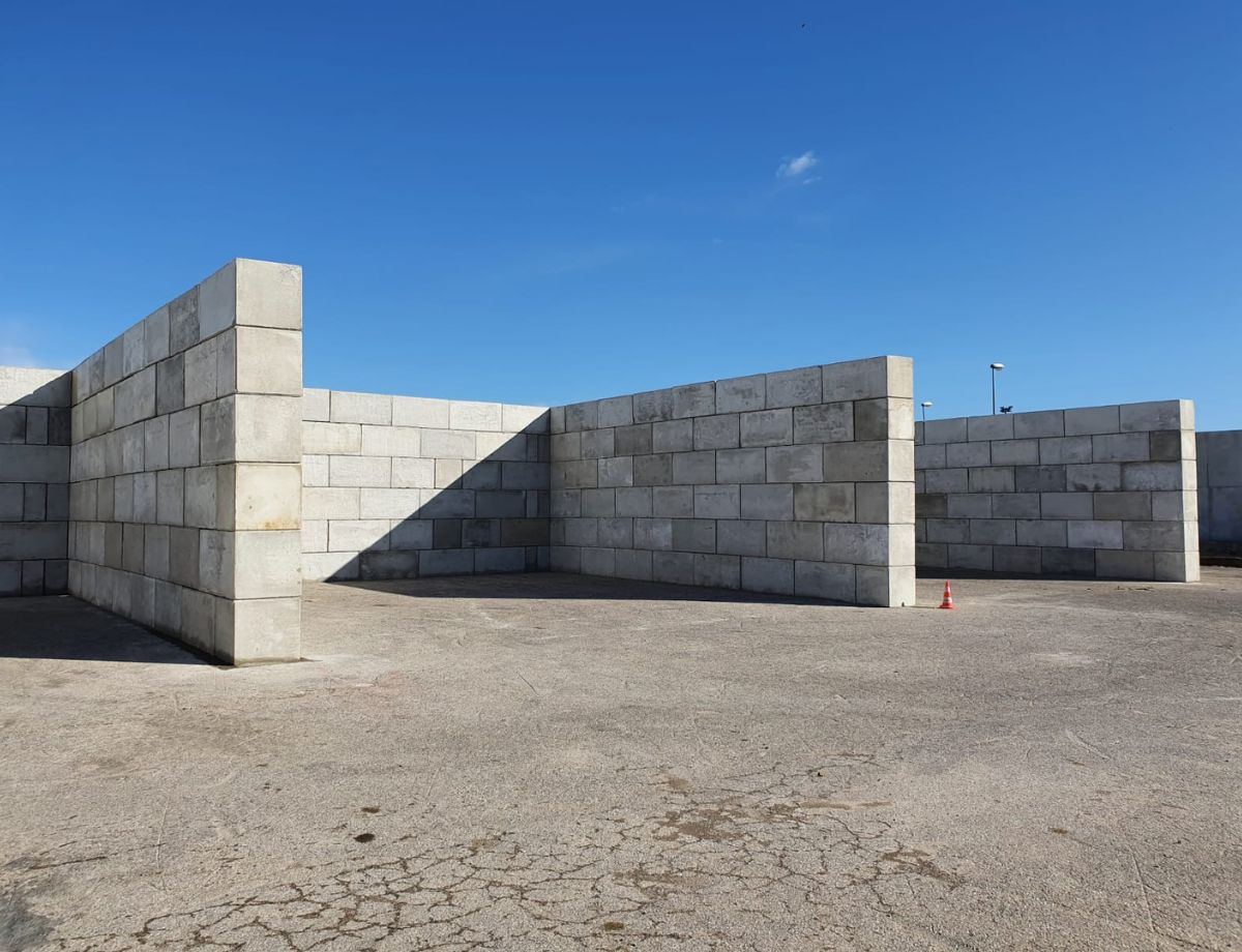 caracteristiques adaptees aux exigences du chantier